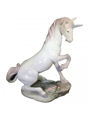 Figura Porcelna LLadro Unicornio mágico 