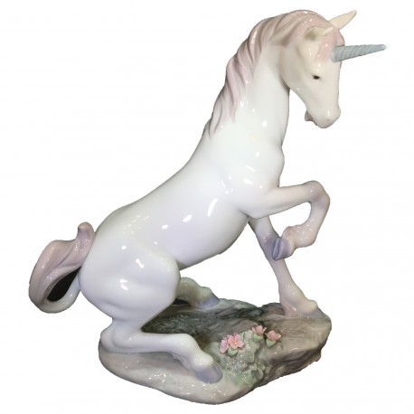 Figura Porcelna LLadro Unicornio mágico 